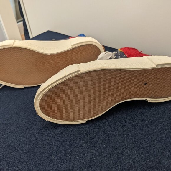 Good News Unisex Sneakers - Picture 9 of 13